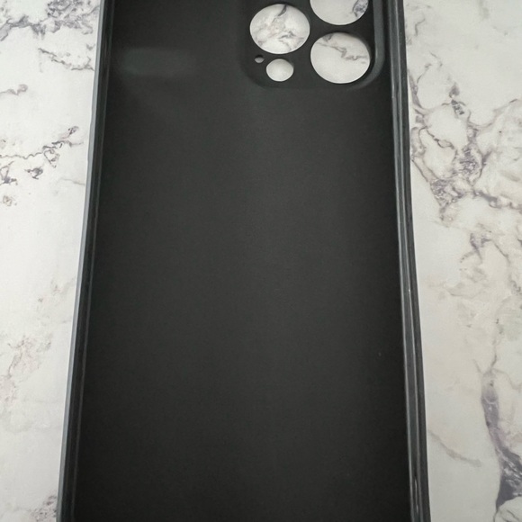 🌟Brand new iPhone 13Pro Max Case - Picture 2 of 4